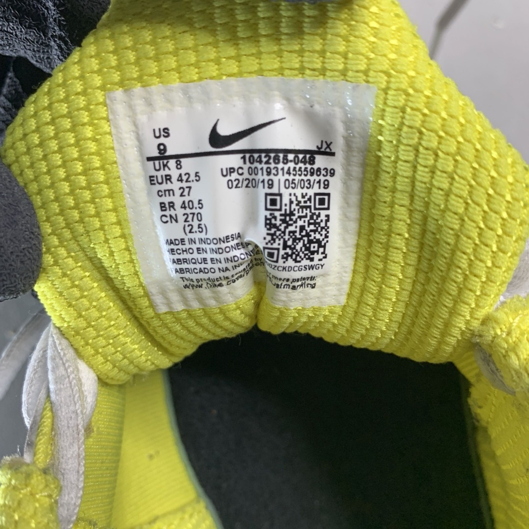 NIKE(ナイキ)のNIKE SHOX R4 YELLOW ショックス 9 27 黄色 黄 メンズの靴/シューズ(スニーカー)の商品写真