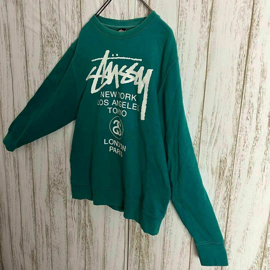 STUSSY(ステューシー)の【希少カラー】ステューシー☆ワールドツアー両面プリント 入手困難 即完売モデル メンズのトップス(スウェット)の商品写真