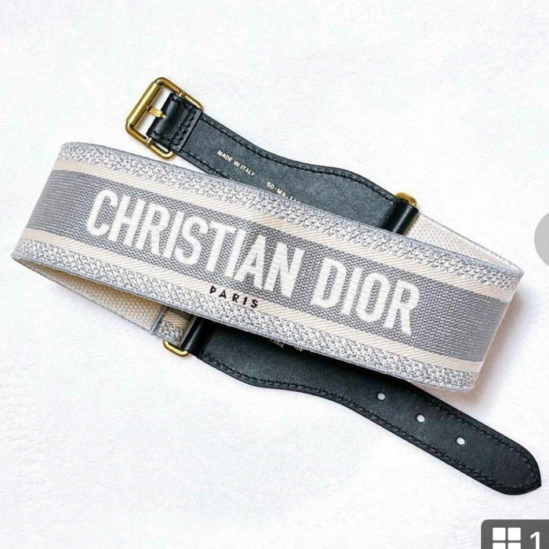 Christian Dior(クリスチャンディオール)のクリスチャン ディオール キャンバス× レザー エンブロイダリー ベルト 超美品 レディースのファッション小物(ベルト)の商品写真