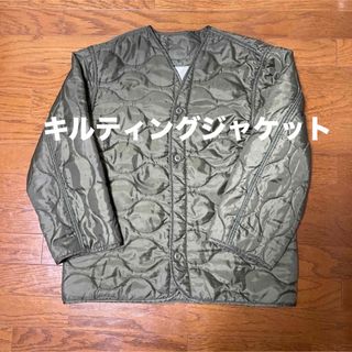 キルティング　ノーカラー　ジャケット　コート　深緑　フリーサイズ(ノーカラージャケット)