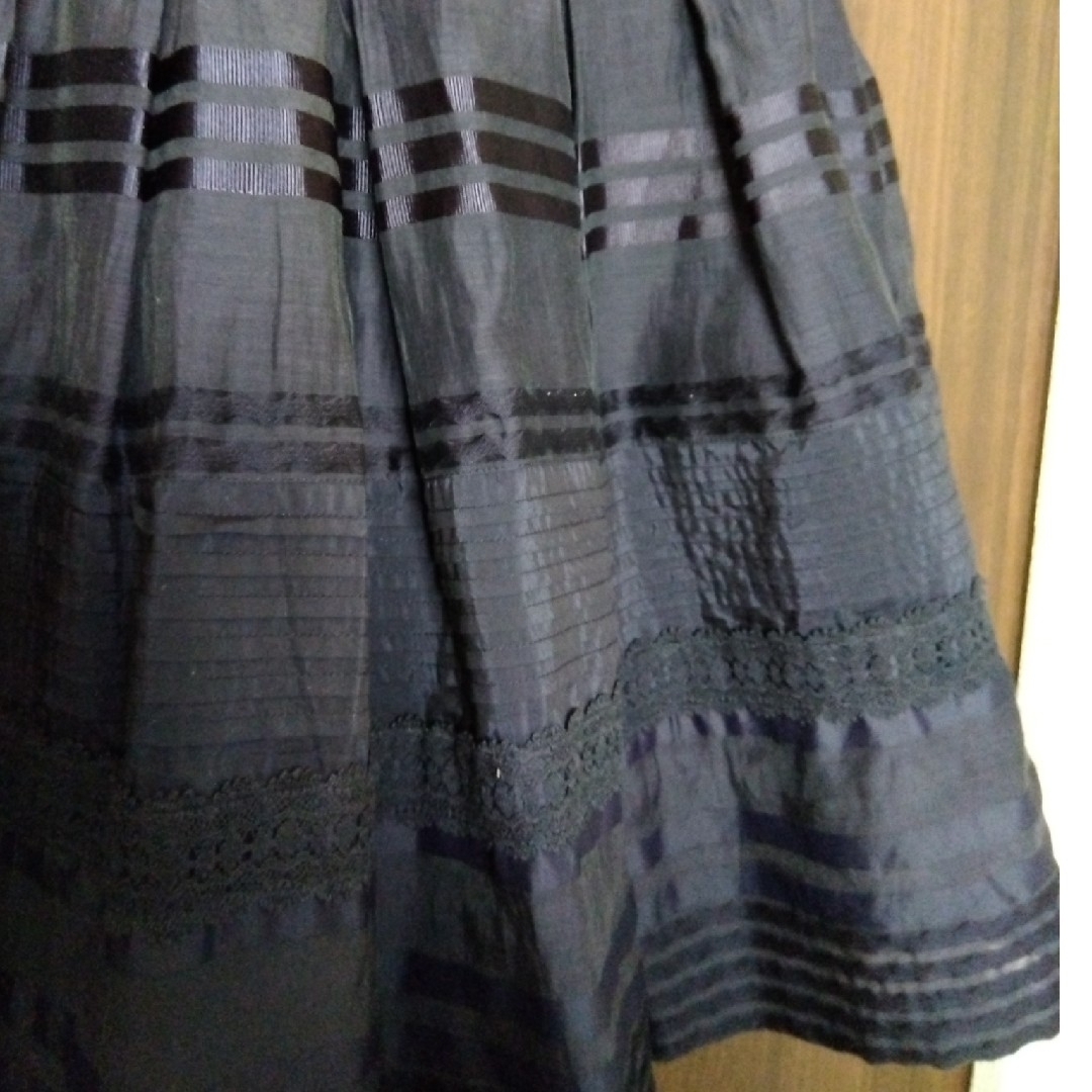 RITSUKO SHIRAHAMA(リツコシラハマ)のRITSUKO SHIRAHAMA スカート レディースのスカート(ひざ丈スカート)の商品写真