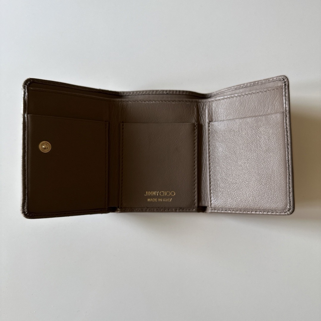 JIMMY CHOO(ジミーチュウ)のジミーチュウ三つ折り財布 レディースのファッション小物(財布)の商品写真