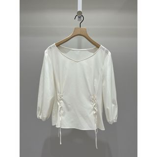 ウィルセレクション(WILLSELECTION)のWILLSELECTIONブラウス♡ホワイト♡新品85%OFF出品(シャツ/ブラウス(長袖/七分))