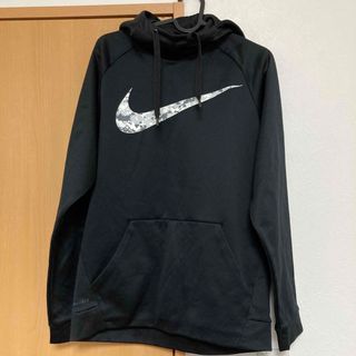 ナイキ(NIKE)のNIKE トレーナー　黒　m(スウェット)