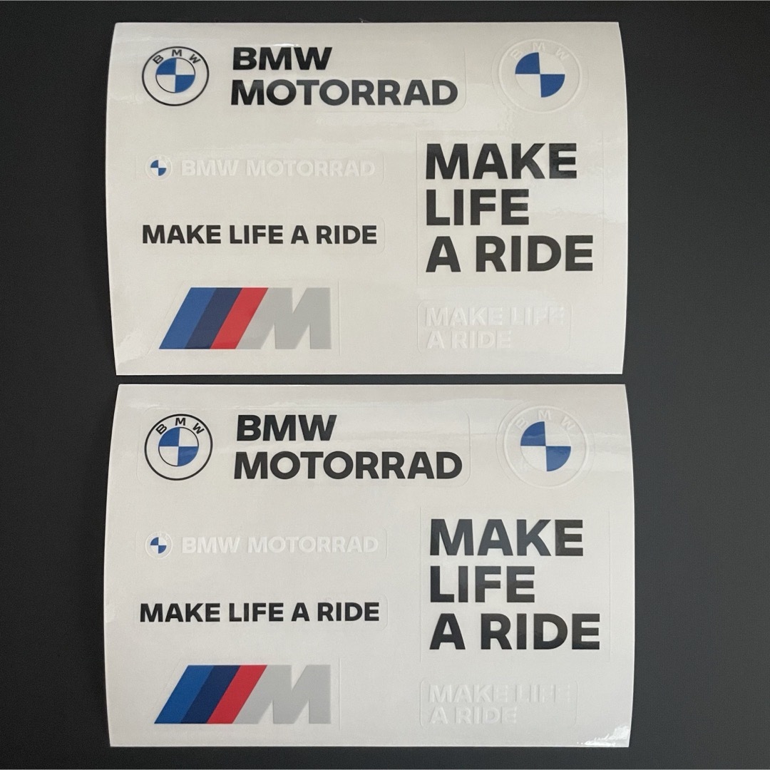 BMW(ビーエムダブリュー)のBMW ステッカー 2枚セット MOTORRAD モーターサイクルショー2022 自動車/バイクのバイク(ステッカー)の商品写真