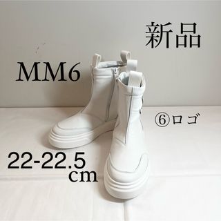 MM6 - MM6 Maison Margielaマルジェラ　ロゴ入りブーツ　ホワイト　35