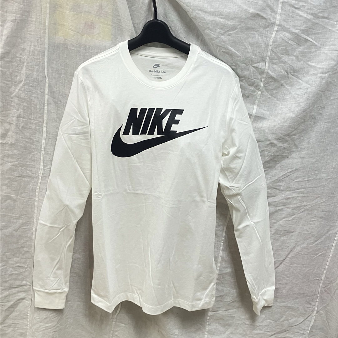 NIKE - 新品未使用品 NIKE ナイキ メンズSサイズ 長袖Tシャツ 白の通販