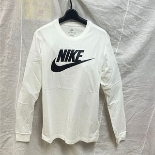 ナイキ(NIKE)の新品未使用品　NIKE ナイキ　メンズSサイズ　長袖Tシャツ　白(Tシャツ/カットソー(七分/長袖))