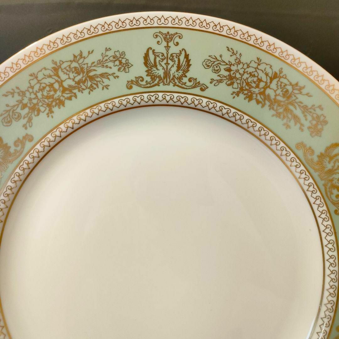 WEDGWOOD(ウェッジウッド)のウェッジウッド フロレンティーン ディナープレート セージグリーン 美品 黒壺 インテリア/住まい/日用品のキッチン/食器(食器)の商品写真