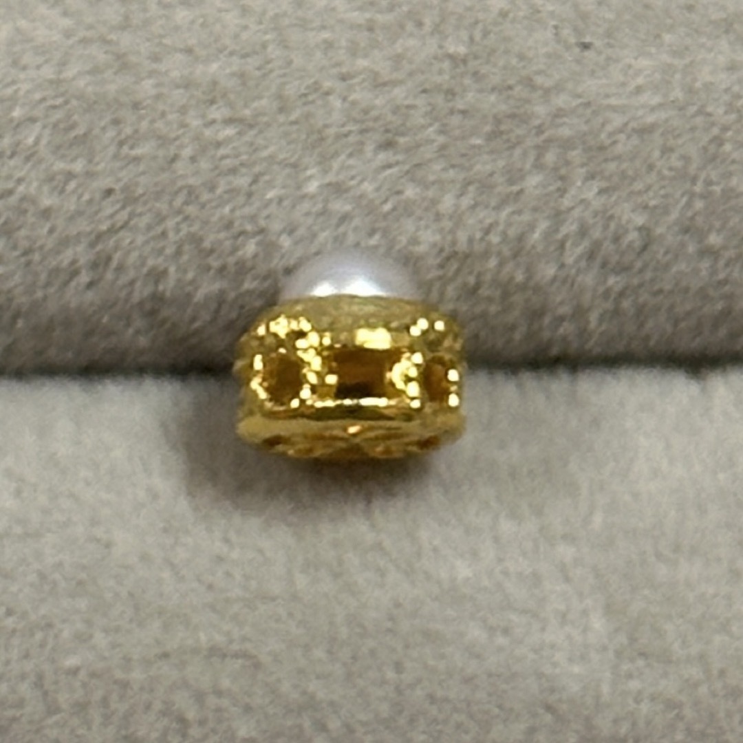 K18淡水ベビーパール　デザインリング　指輪　記憶ワイヤー レディースのアクセサリー(リング(指輪))の商品写真