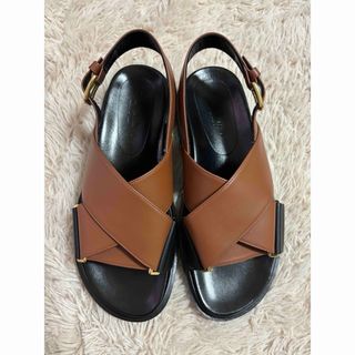 マルニ(Marni)のMARNI フスベット クロスベルトサンダル 38(サンダル)