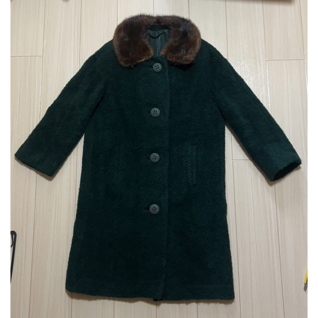 50's Real Fur Collar×Design Big Button レディースのジャケット/アウター(毛皮/ファーコート)の商品写真