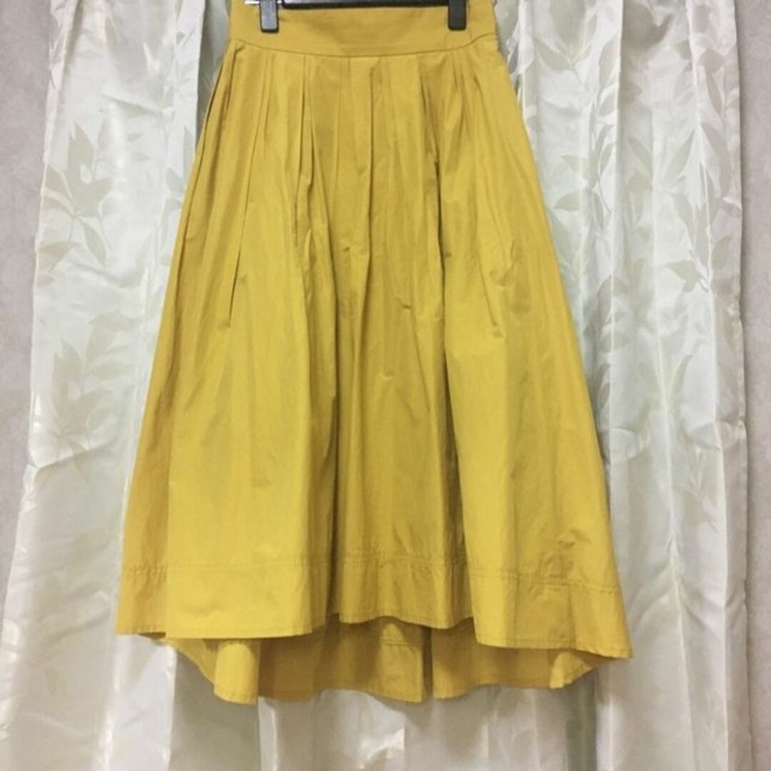 SLOBE IENA(スローブイエナ)のSLOBE IENA フレアスカート　マスタード レディースのスカート(ロングスカート)の商品写真