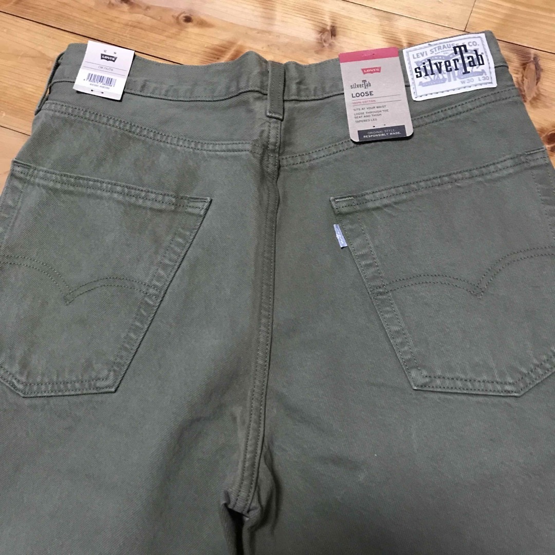 SILVER TAB（Levi's）(シルバータブ)の新品　Levi’s silvertab loose リーバイス　シルバータブ　 メンズのパンツ(デニム/ジーンズ)の商品写真