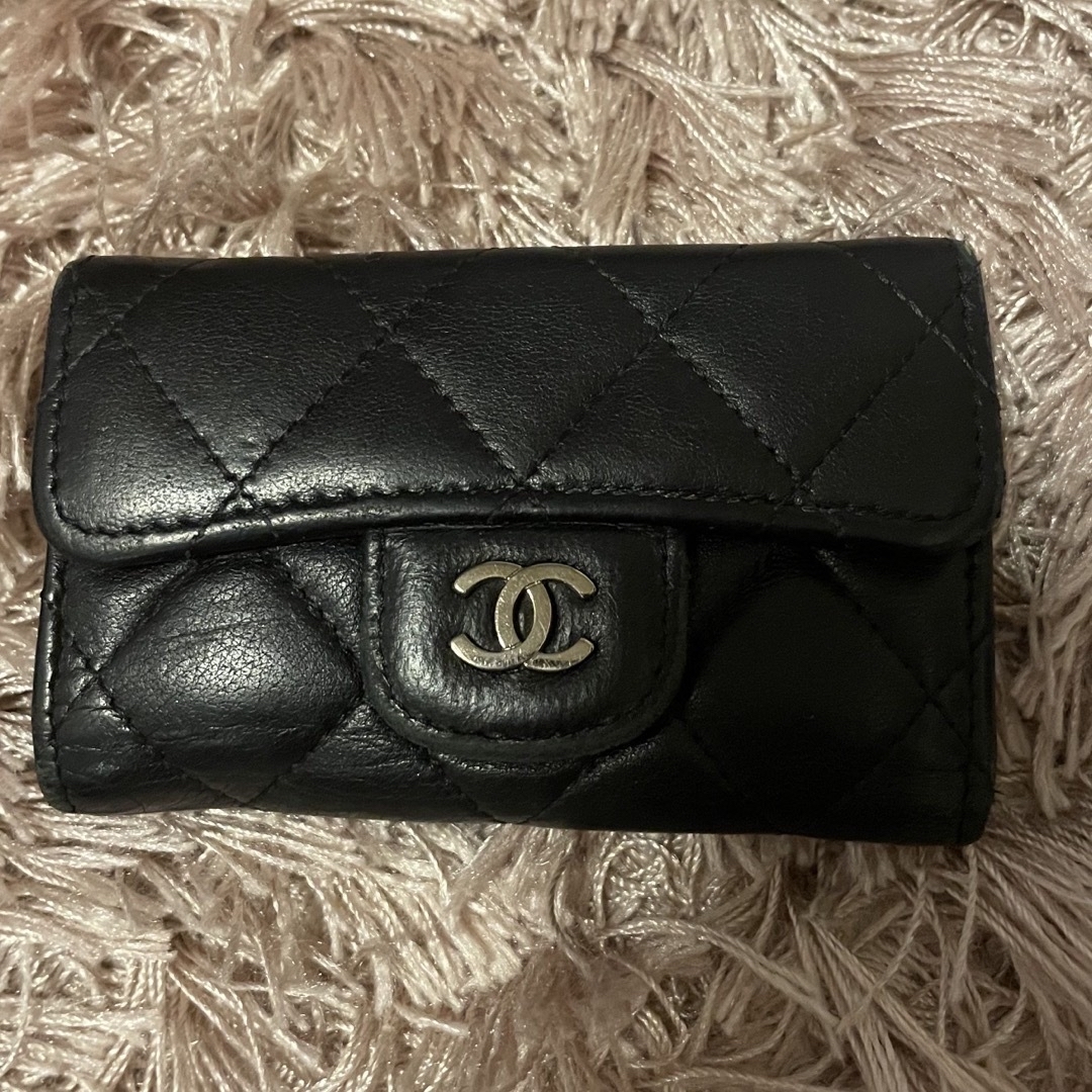 CHANEL(シャネル)のシャネル キャビアスキン　キーケース　ココマーク レディースのファッション小物(キーケース)の商品写真