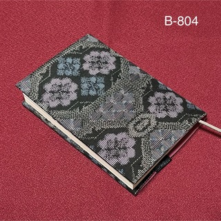 B-804標準サイズ　ハンドメイド　村山大島紬　文庫本ブックカバー(ブックカバー)