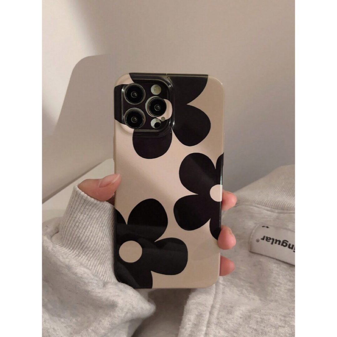 ZARA(ザラ)のiPhoneケース スマホケース iPhoneカバー iPhone15対応 スマホ/家電/カメラのスマホアクセサリー(iPhoneケース)の商品写真