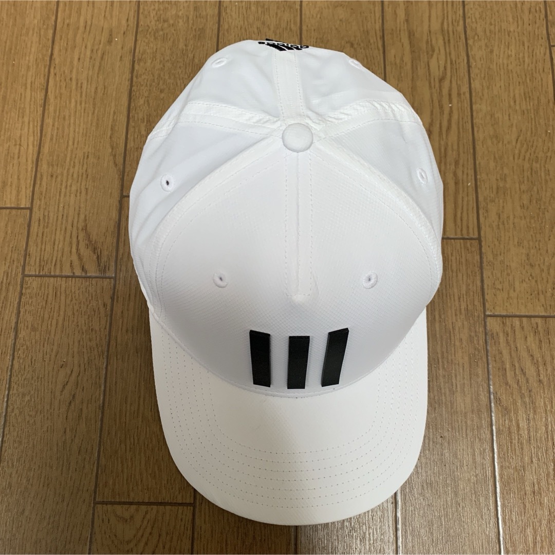 adidas(アディダス)の新品タグ付き　adidas golf 　キャップ スポーツ/アウトドアのゴルフ(ウエア)の商品写真