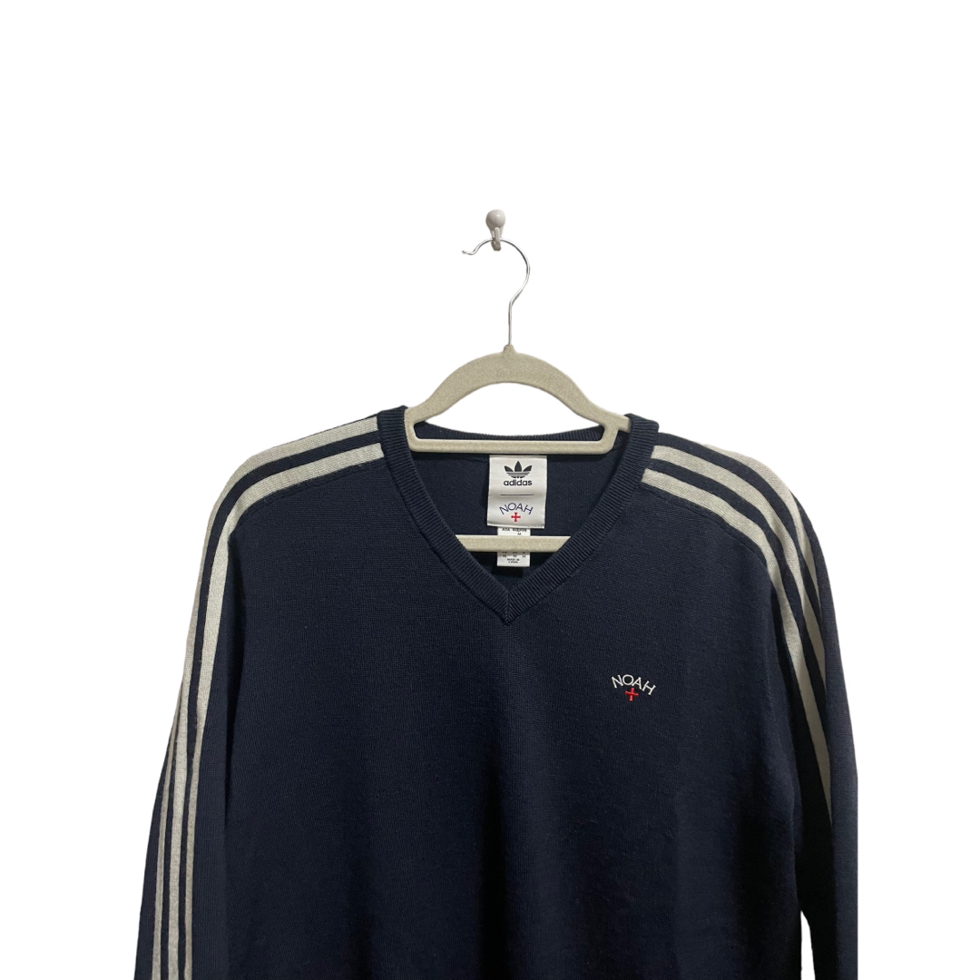 adidas(アディダス)のNOAH NYC × Adidas Originals V neck kint  メンズのトップス(ニット/セーター)の商品写真