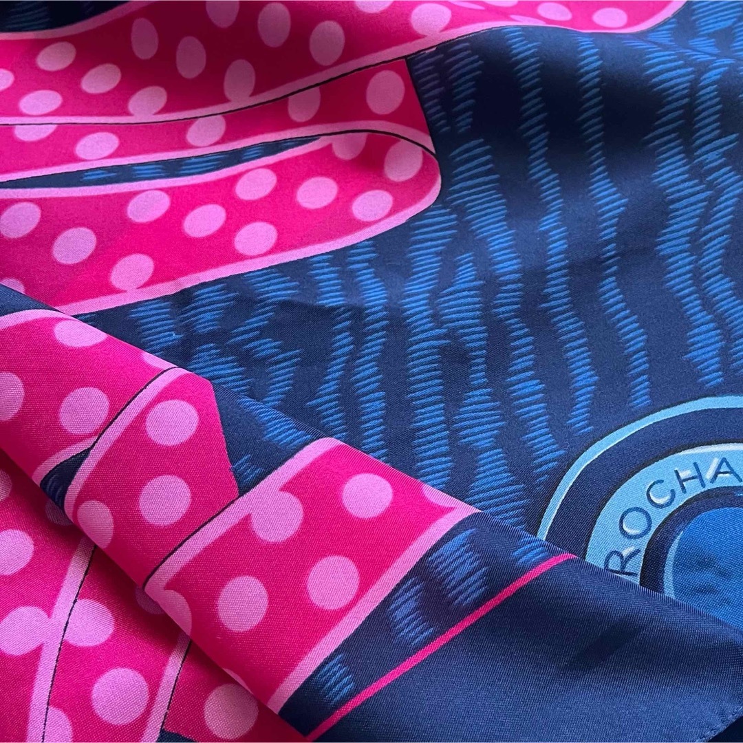 Lochie(ロキエ)のvintage イタリア製　リボン  ドット　ネイビー　スカーフ　ヴィンテージ レディースのファッション小物(バンダナ/スカーフ)の商品写真