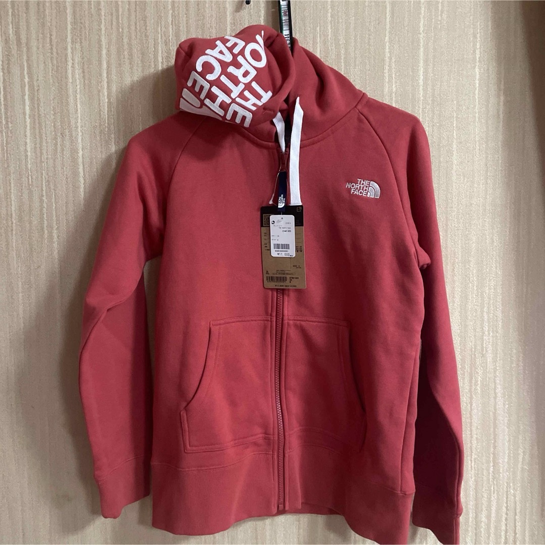 THE NORTH FACE(ザノースフェイス)の未使用✩⡱ノースフェイス　パーカー レディースのトップス(パーカー)の商品写真