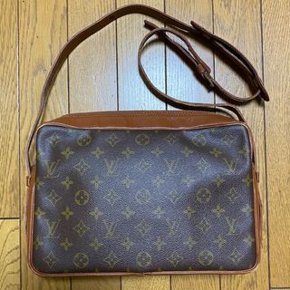 ルイヴィトン(LOUIS VUITTON)のlouis vuittonバンドリエールモノグラムメッセンジャーバッグビンテージ(メッセンジャーバッグ)