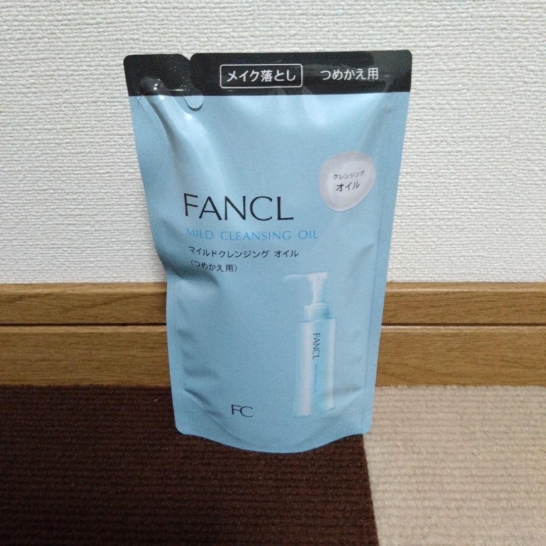 FANCL(ファンケル)のマイルドクレンジング オイル つめかえ(115ml) コスメ/美容のスキンケア/基礎化粧品(クレンジング/メイク落とし)の商品写真