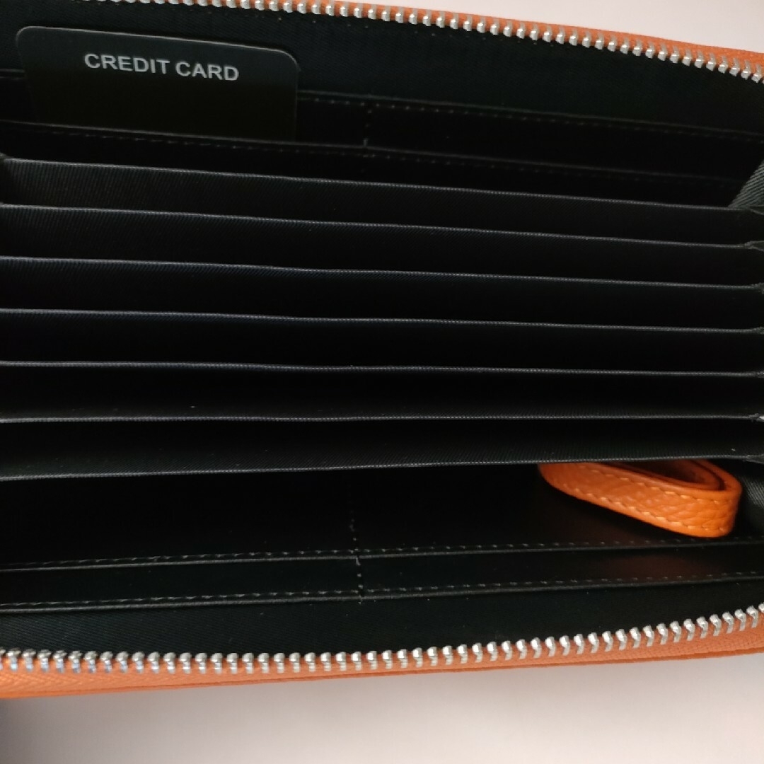 通帳ケース　オレンジ　アウトレット　新品　本皮 レディースのファッション小物(財布)の商品写真