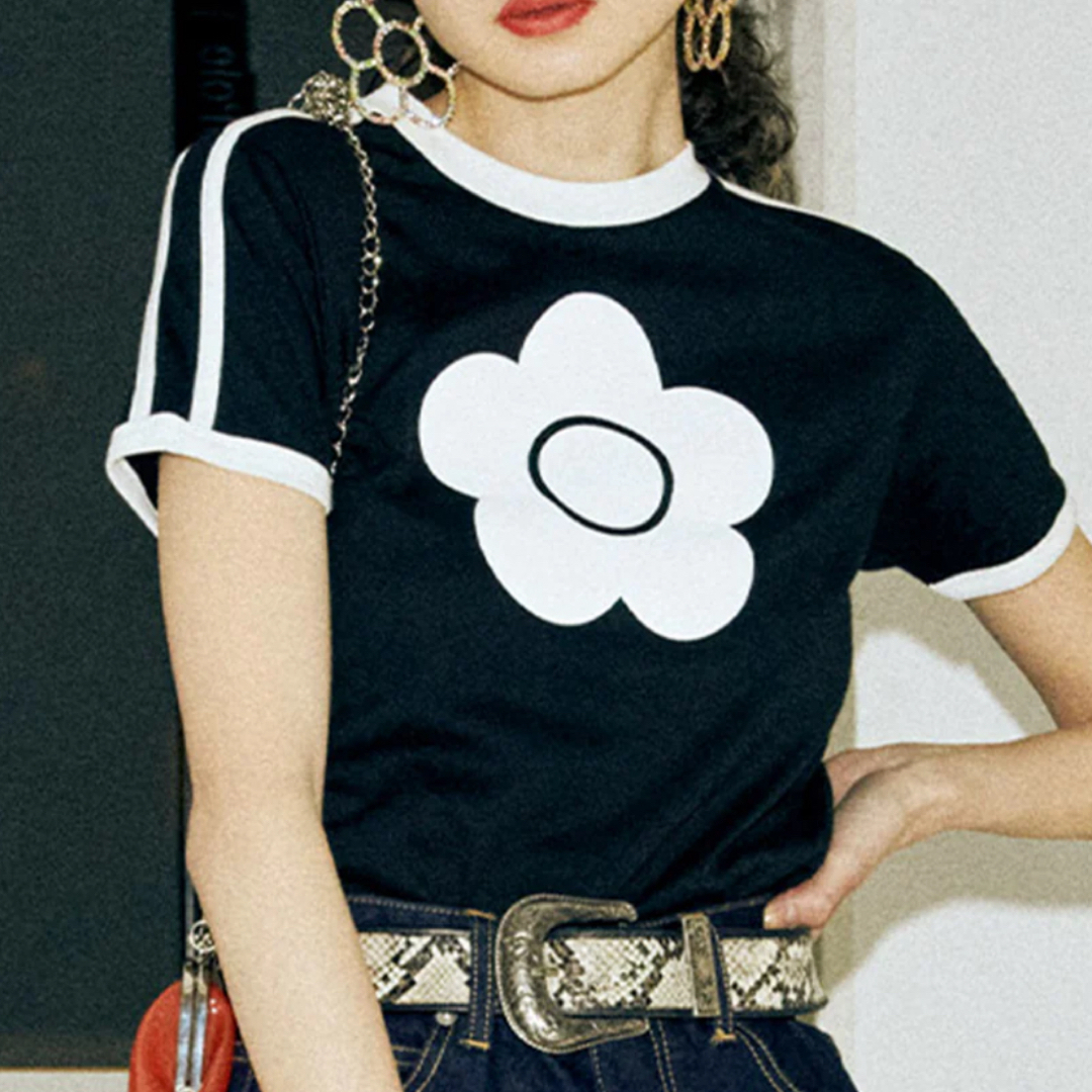 PAMEO POSE(パメオポーズ)の【新品】PAMEO POSE× MARY QUANT DAISY CHIBI-T レディースのトップス(Tシャツ(半袖/袖なし))の商品写真