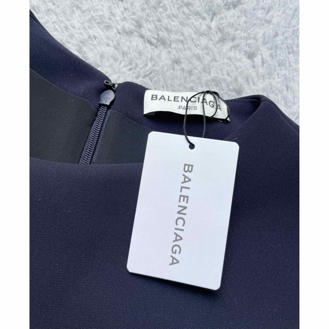 Balenciaga(バレンシアガ)の【新品】BALENCIAGA ジャケット風ワンピース ネイビー レディースのワンピース(ひざ丈ワンピース)の商品写真