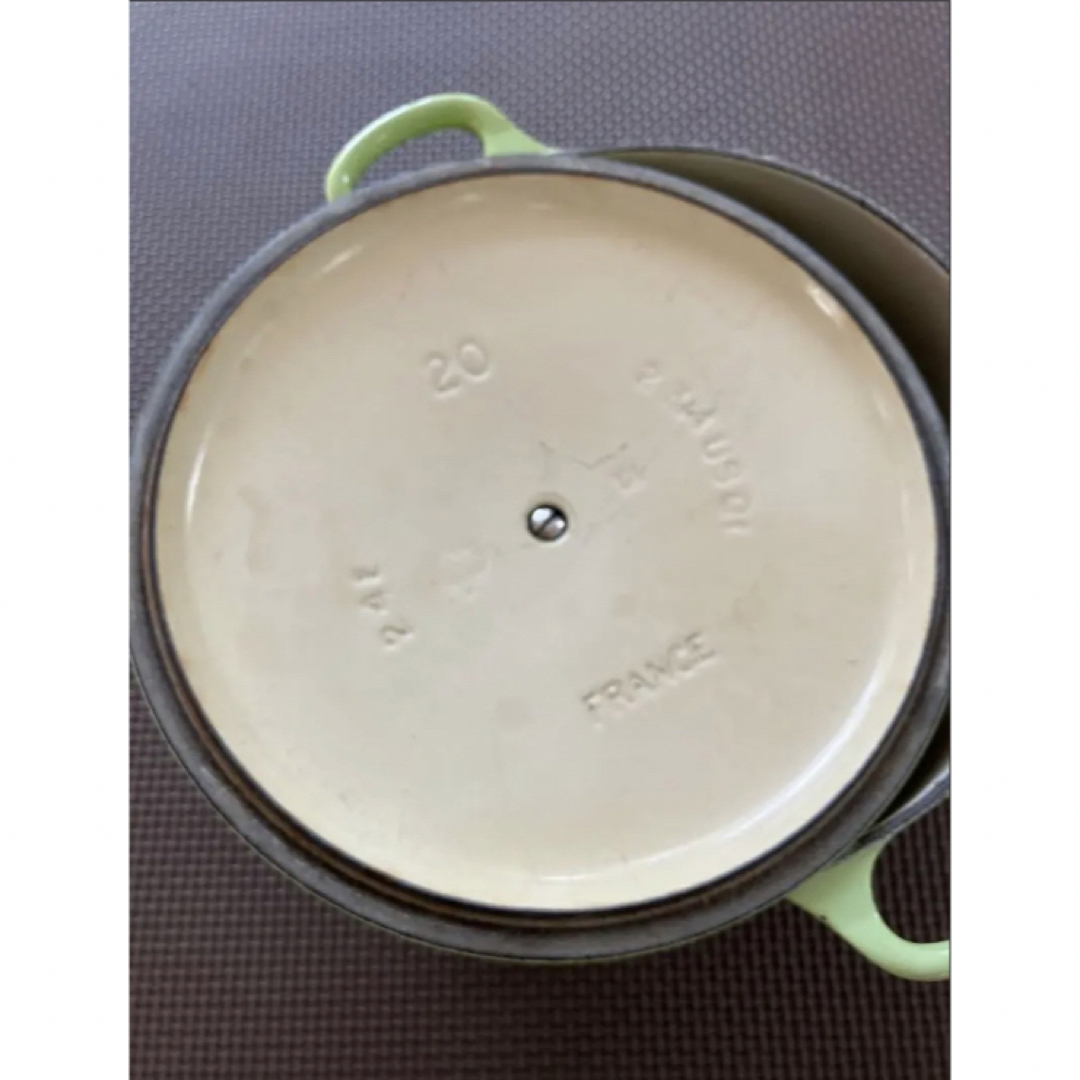 LE CREUSET(ルクルーゼ)のルクルーゼ　鍋　　20cm インテリア/住まい/日用品のキッチン/食器(鍋/フライパン)の商品写真