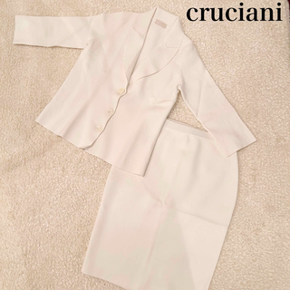クルチアーニ(Cruciani)のクルチアーニ　ジャケット　スカート　セットアップ　スーツ　ニット　トップス　(スーツ)