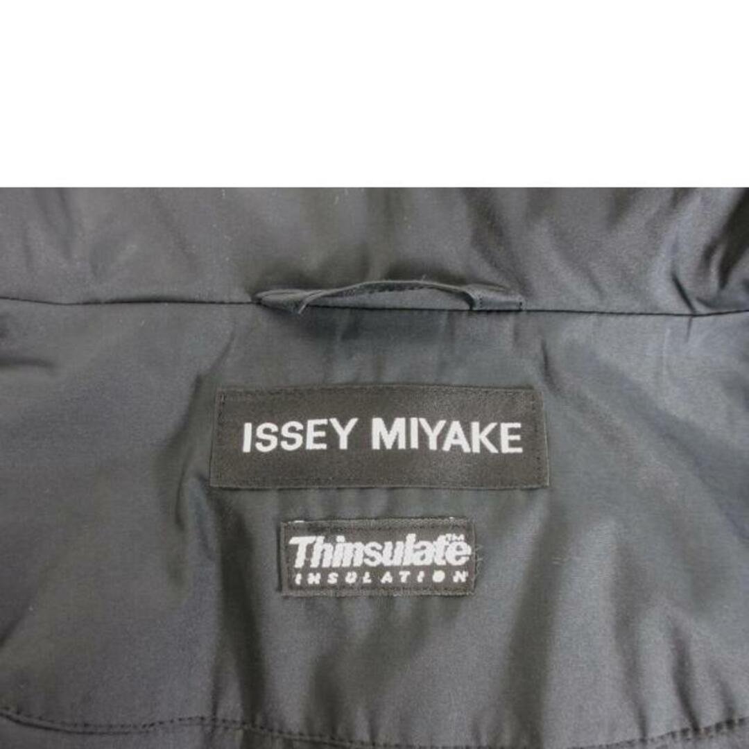 ISSEY MIYAKE イッセイミヤケ/中綿ロングコート Mサイズ/ME13FA027/2/メンズアウター/ABランク/70【中古】 メンズのジャケット/アウター(ダッフルコート)の商品写真