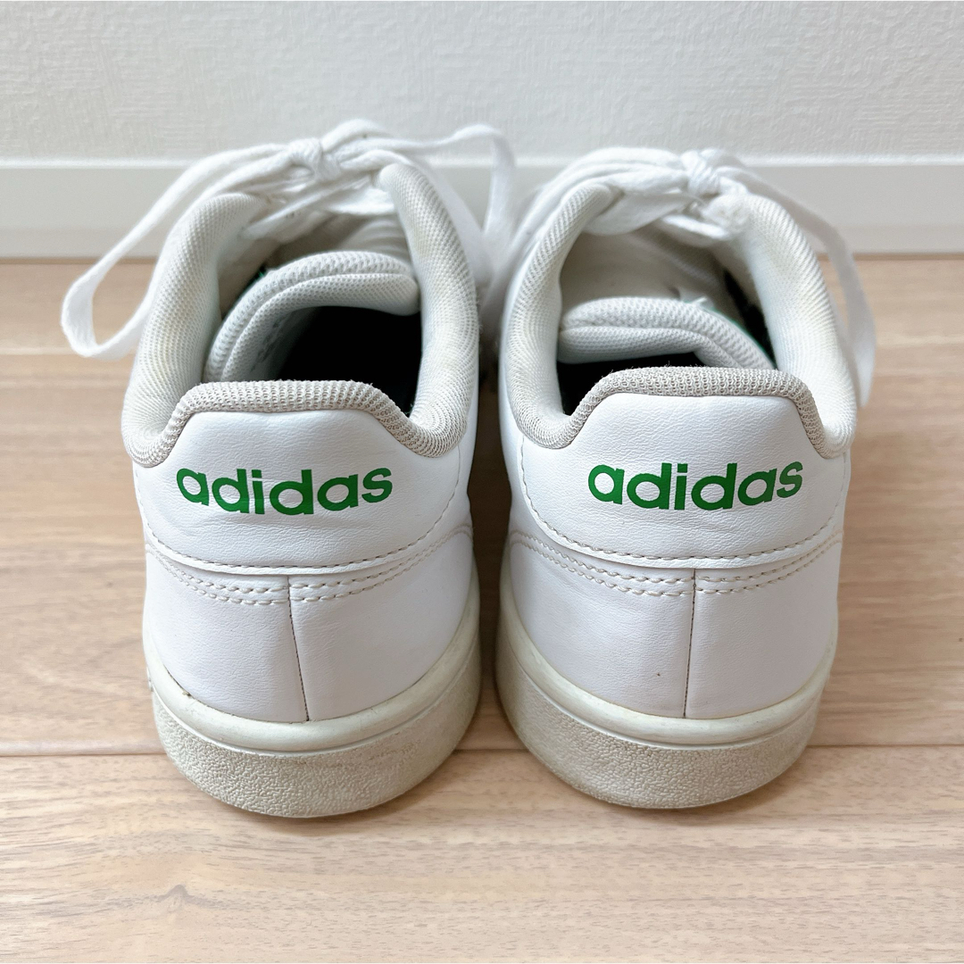 adidas(アディダス)の【美品】 adidas スニーカー 25.5cm アドバンコート レディースの靴/シューズ(スニーカー)の商品写真