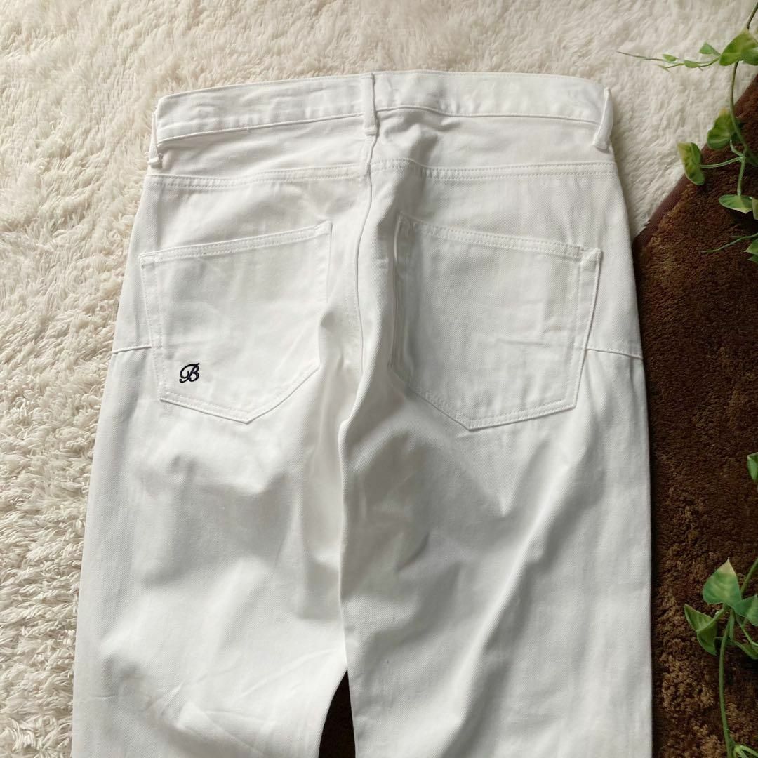 MADISONBLUE(マディソンブルー)のマディソンブルー　ホワイトデニム　セルヴィッチ　ストレート　4サイズ　試着のみ メンズのパンツ(デニム/ジーンズ)の商品写真