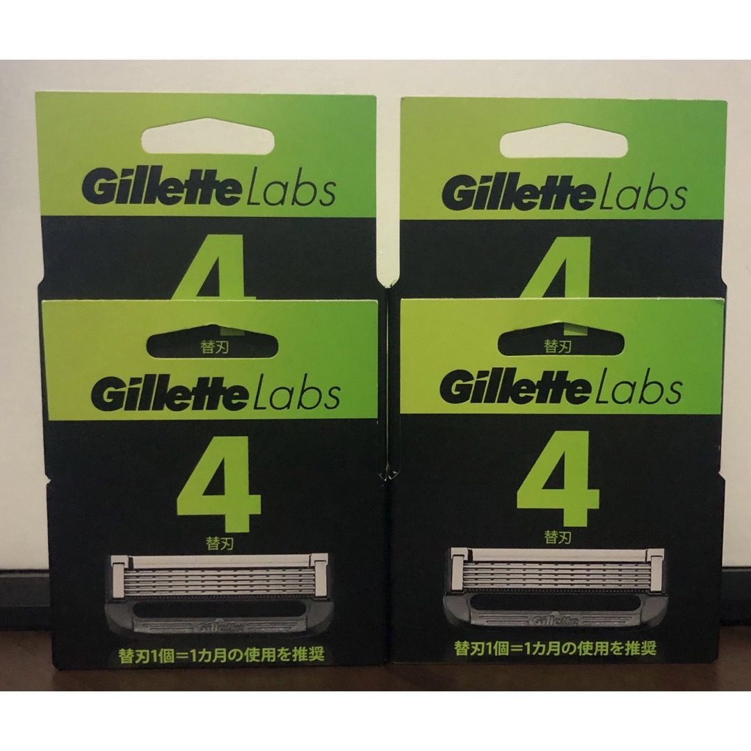 Gillette(ジレット)の「Gillette Labs角質除去バー搭載替刃4B」×4個　新品未開封 コスメ/美容のシェービング(カミソリ)の商品写真