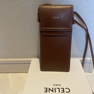 セリーヌ(celine)の✨美品✨セリーヌ CELINE スマホショルダーポーチ(ショルダーバッグ)