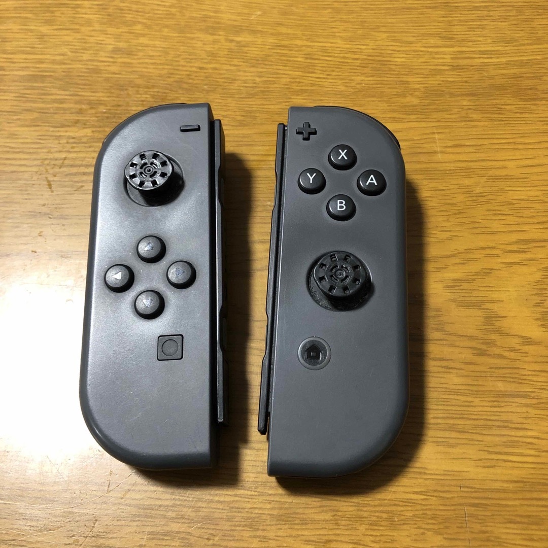 Nintendo Switch(ニンテンドースイッチ)のNintendo Switch   ジョイコン ジャンク品 エンタメ/ホビーのゲームソフト/ゲーム機本体(家庭用ゲーム機本体)の商品写真