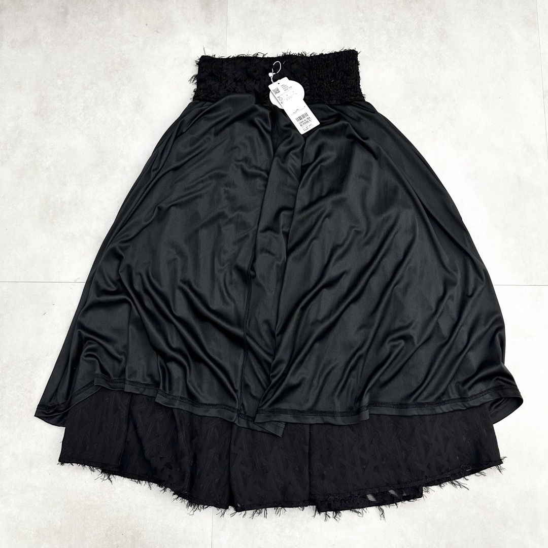 a.v.v(アーヴェヴェ)の【a.v.v】新品 小さいサイズ XS ロングスカート  黒 レディースのスカート(ロングスカート)の商品写真