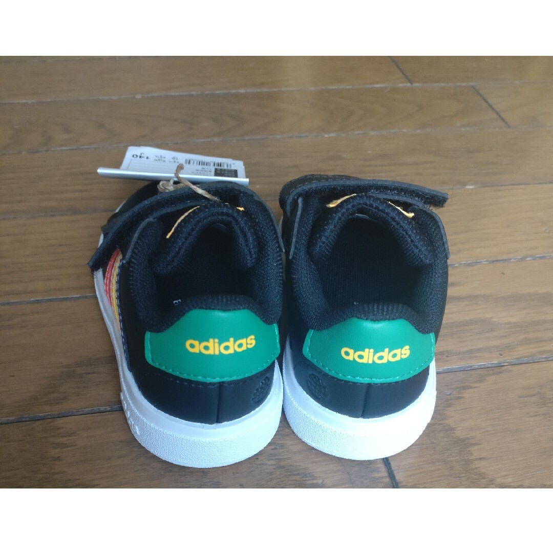 adidas(アディダス)の新品♡adidasスニーカー１４センチ♡ キッズ/ベビー/マタニティのベビー靴/シューズ(~14cm)(スニーカー)の商品写真