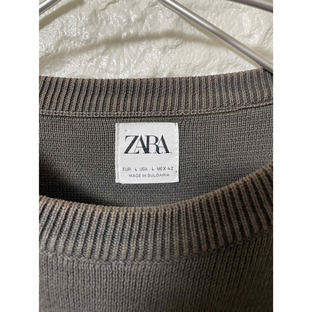 ZARA(ザラ)のZARA 濃グレー ニット Lサイズ カットソー メンズのトップス(ニット/セーター)の商品写真