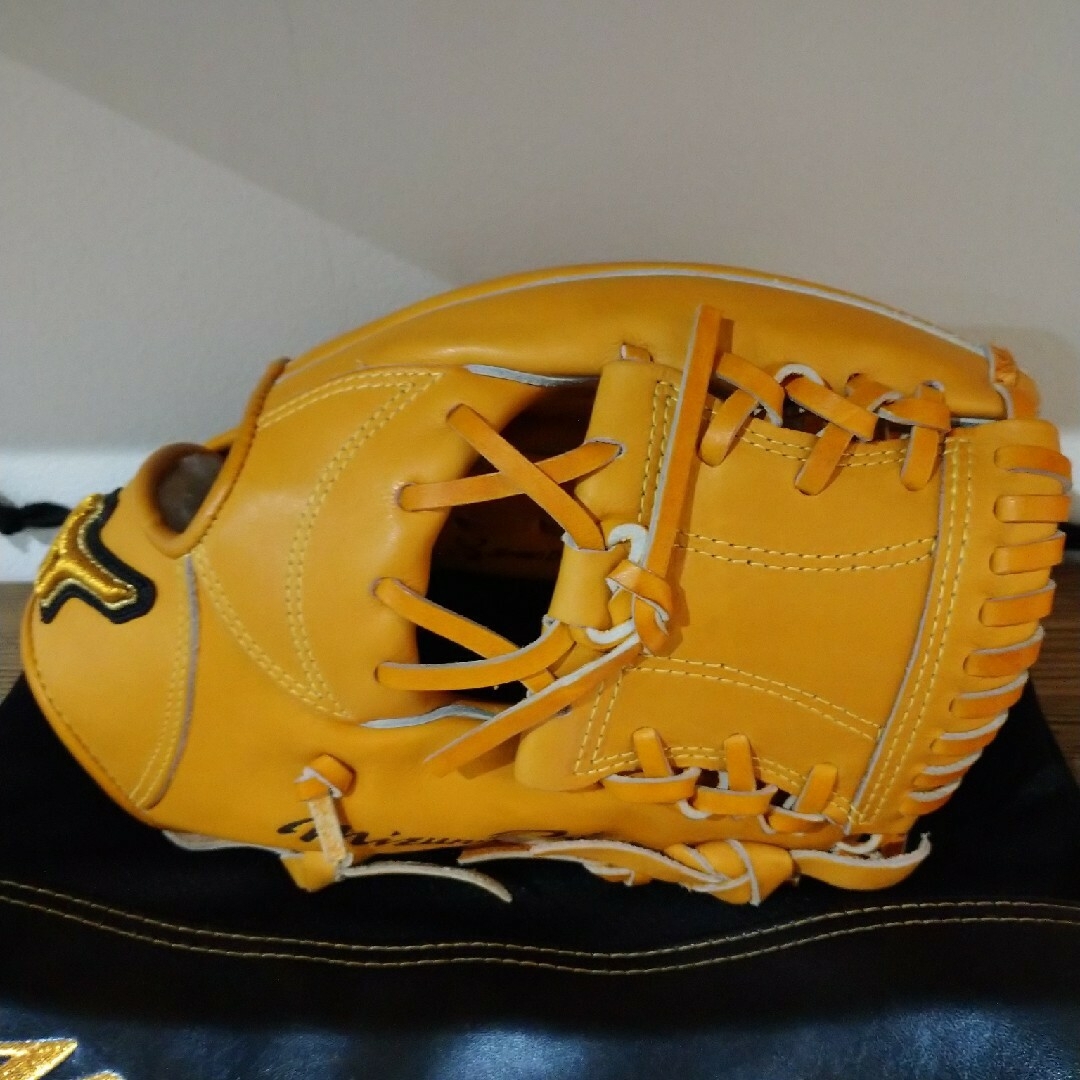 Mizuno Pro(ミズノプロ)のミズノプロ　軟式グローブ　内野手 スポーツ/アウトドアの野球(グローブ)の商品写真