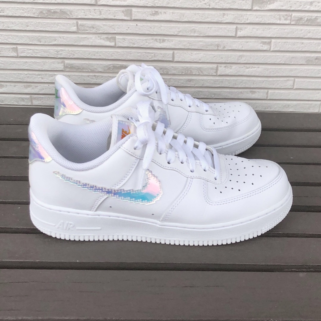 NIKE(ナイキ)のレア NIKE AIR FORCE  1  07 LV8 ナイキ エア フォース メンズの靴/シューズ(スニーカー)の商品写真