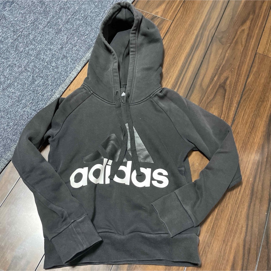 adidas(アディダス)のアディダス　パーカー キッズ/ベビー/マタニティのキッズ服男の子用(90cm~)(その他)の商品写真