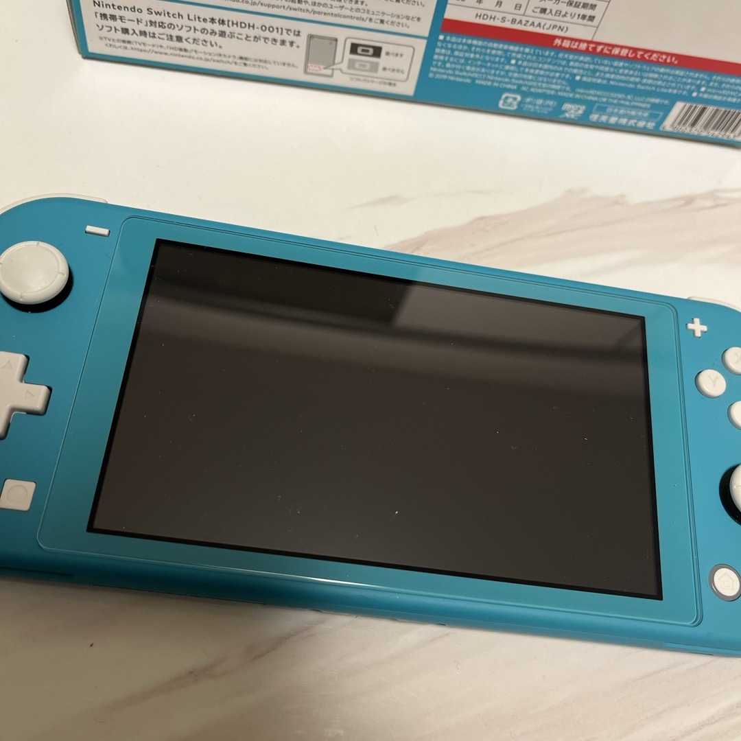 Nintendo Switch(ニンテンドースイッチ)のNintendo Switch Lite 完品　ターコイズ エンタメ/ホビーのゲームソフト/ゲーム機本体(携帯用ゲーム機本体)の商品写真