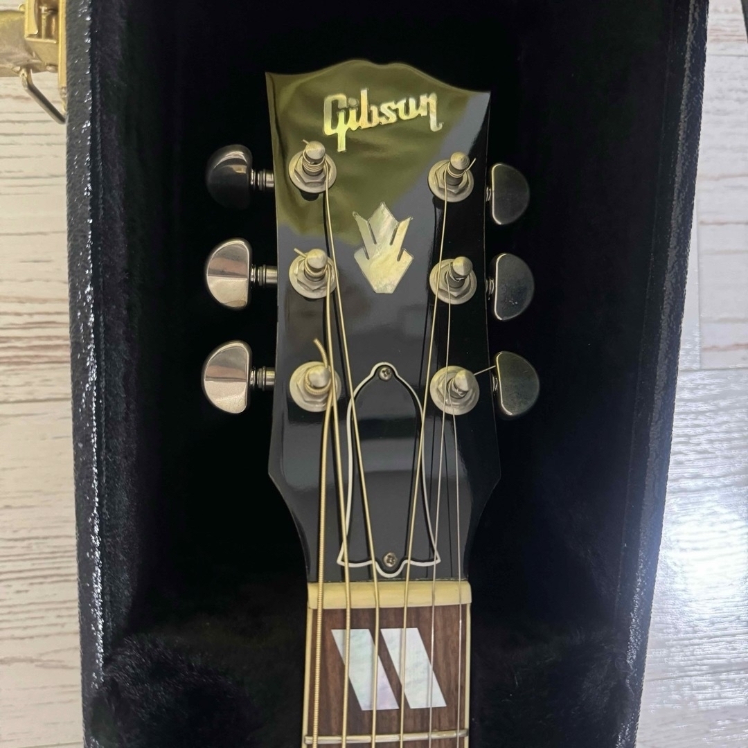 Gibson(ギブソン)のGibson ギブソン サザンジャンボ Southern Jumbo 2011年 楽器のギター(アコースティックギター)の商品写真