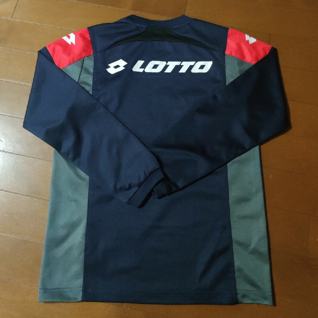 lotto(ロット)のロット　サッカー長袖シャツ　150㌢ スポーツ/アウトドアのサッカー/フットサル(ウェア)の商品写真