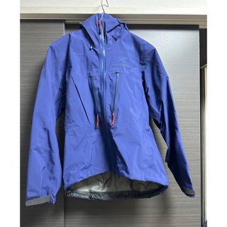 アークテリクス(ARC'TERYX)のArc’teryx アークテリクス アルファSV ジャケット　XS(マウンテンパーカー)