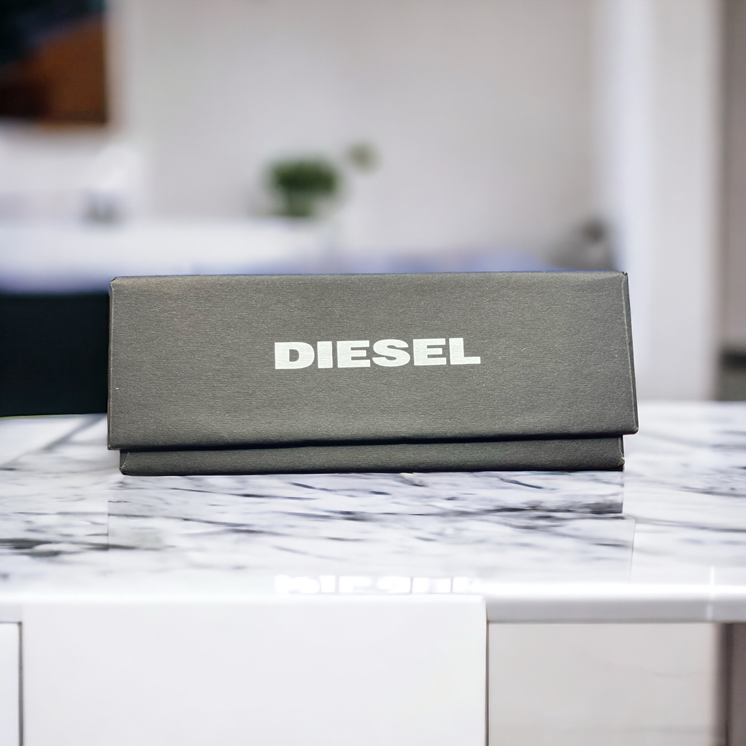 DIESEL(ディーゼル)の【新品未使用】ディーゼル DIESEL 二つ折り財布 本革 レザー ブラック メンズのファッション小物(折り財布)の商品写真