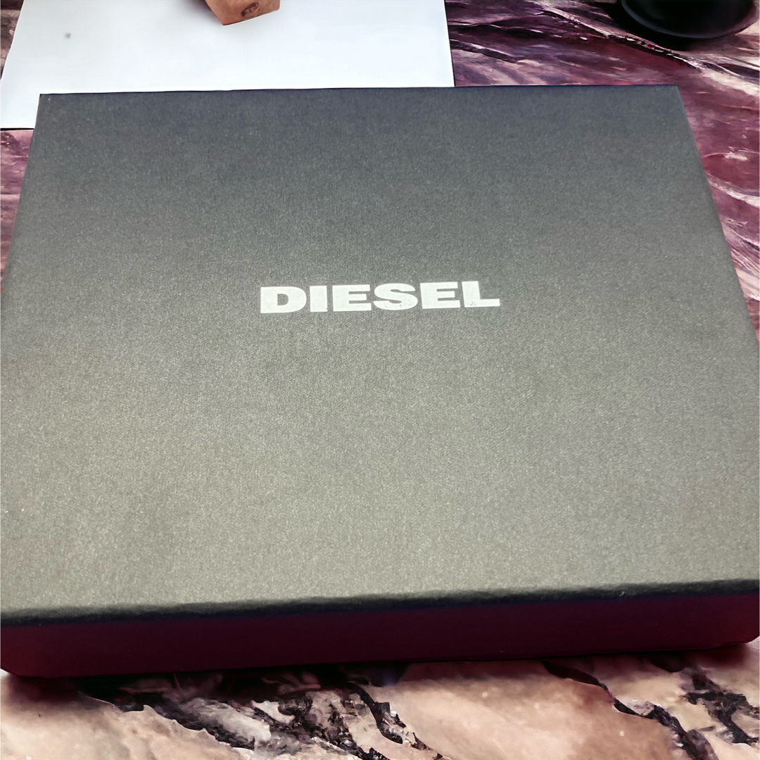 DIESEL(ディーゼル)の【新品未使用】ディーゼル DIESEL 二つ折り財布 本革 レザー ブラック メンズのファッション小物(折り財布)の商品写真